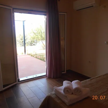 Regina Apartments Simotata Sissia Lourdata  Room photo