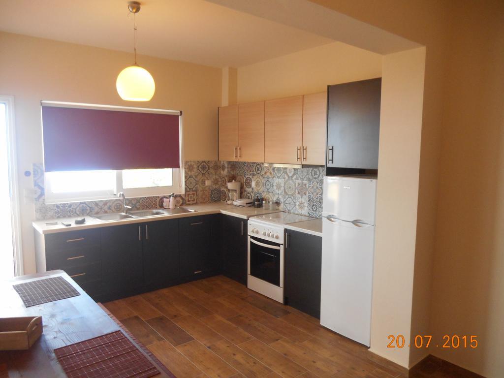 Regina Simotata Sissia Apartment Lourdata (Kefalonia)